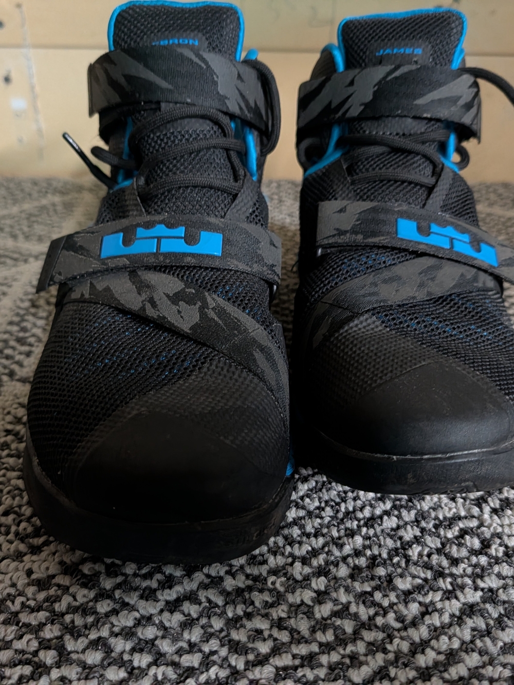 Nike Teal and Black Interior Label Athletic Shoe